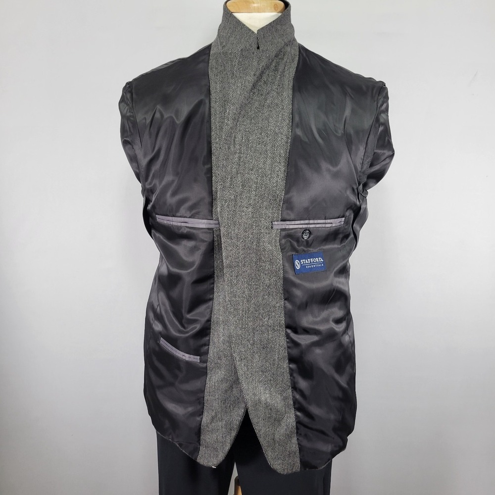 Stafford Essentials Mens Sport Coat Blazer Three Button GRY Herringbone Wool 42S - Picture 15 of 16